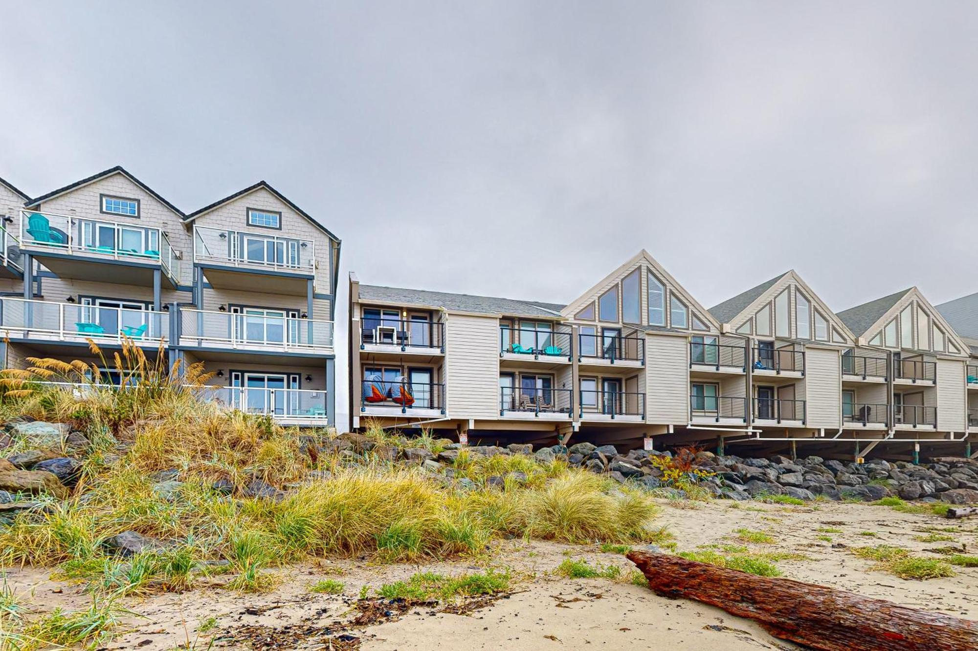 ​Rock Creek Inn Vacation Condos Rockaway Beach Room photo